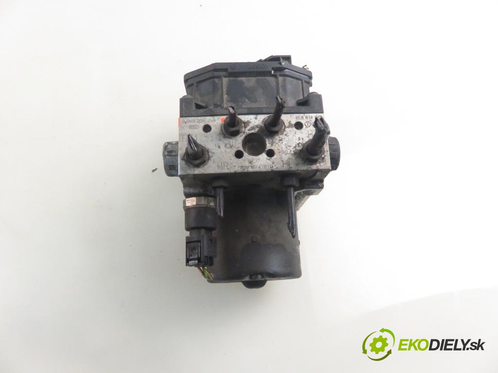 AUDI A4 Avant (8E5, B6) KOMBI 2002 96,00 1.9 TDI - AWX 1896,00 Pumpa ABS 0265950011 ; 0265225048 (Pumpa ABS)