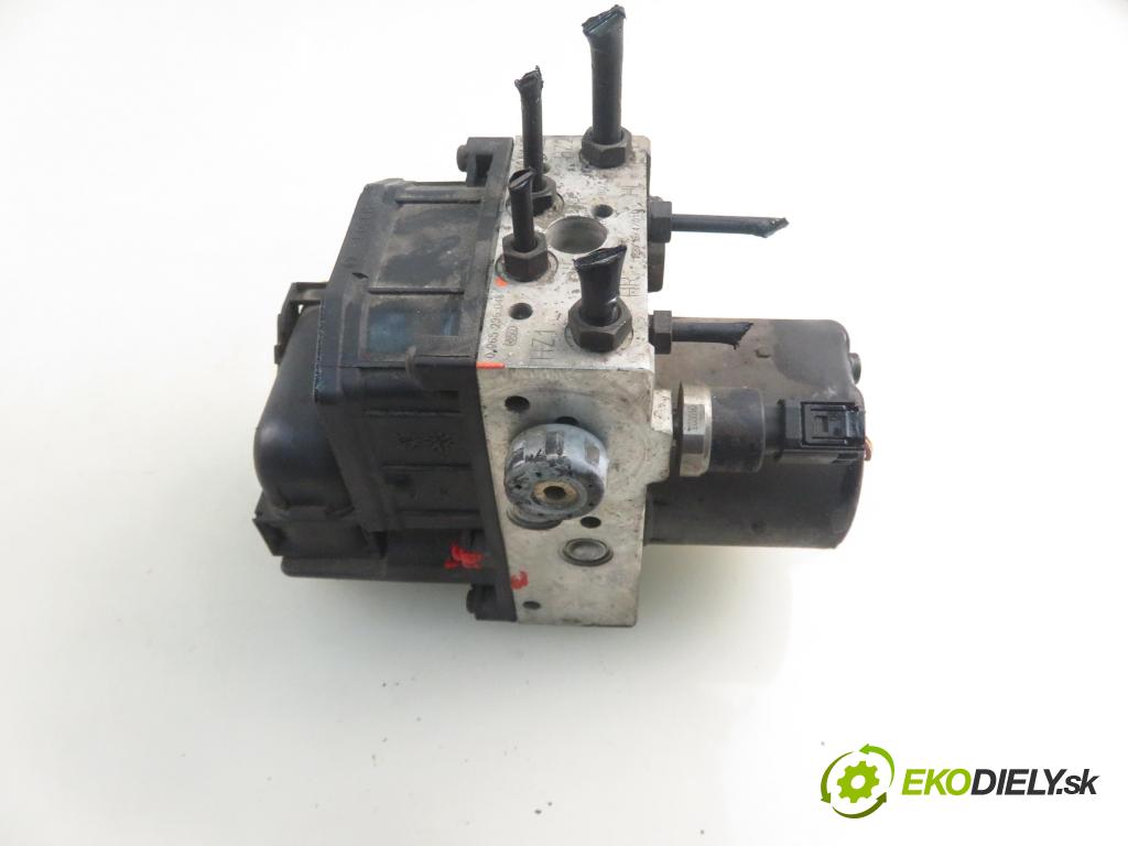 AUDI A4 Avant (8E5, B6) KOMBI 2002 96,00 1.9 TDI - AWX 1896,00 Pumpa ABS 0265950011 ; 0265225048 (Pumpa ABS)