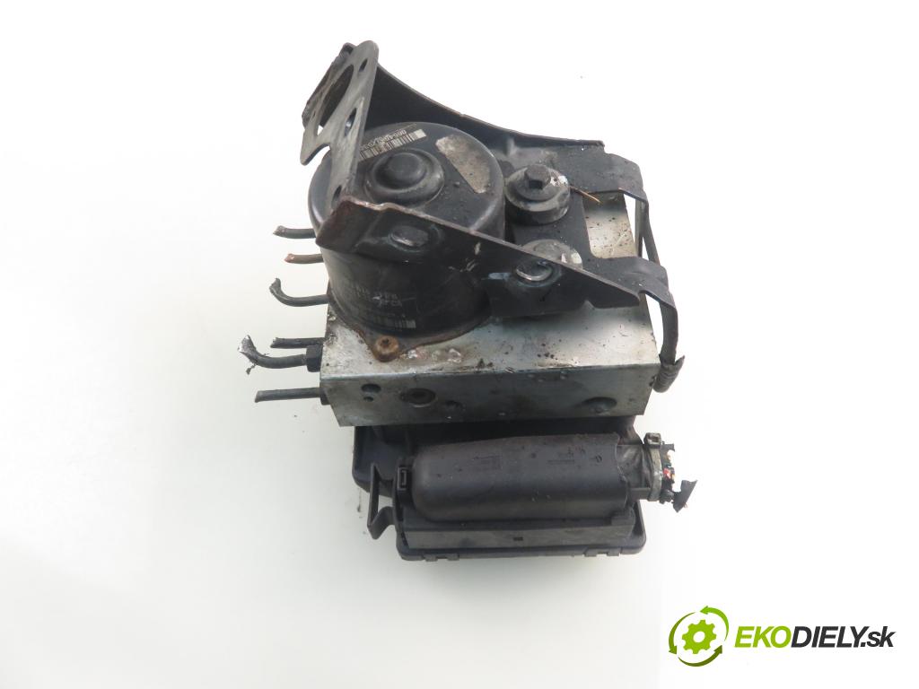 SEAT ALHAMBRA (7V8, 7V9) MINIVAN 2001 85,00 1.9 TDI PD 115 4motion 1896,00 Pumpa ABS 7M3907379C ; 10094703133 (Pumpa ABS)