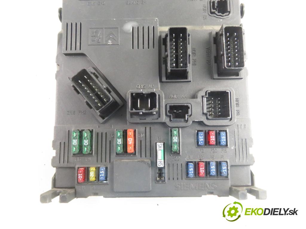 PEUGEOT 206 liftback (2A/C) HB 2002 440,00 1.1 i - HFX (TU1JP) 1124,00 MODUL BSI 9646777480