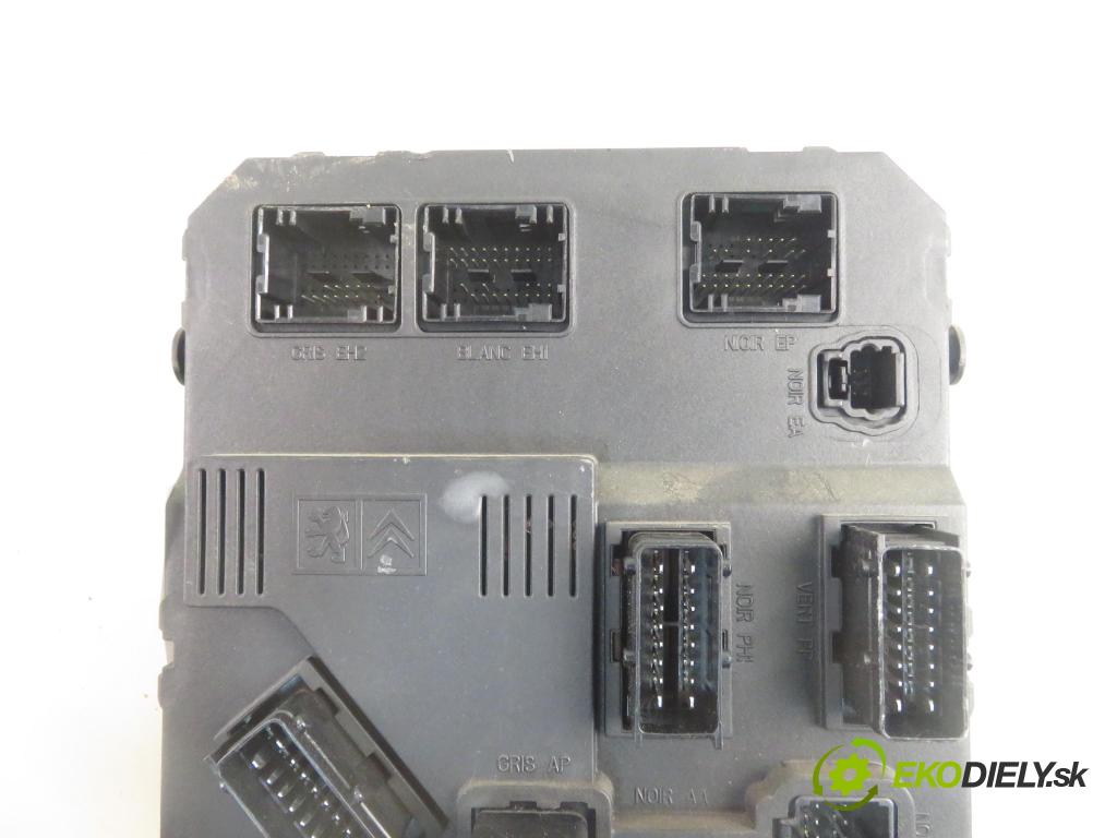 PEUGEOT 206 liftback (2A/C) HB 2002 440,00 1.1 i - HFX (TU1JP) 1124,00 MODUL BSI 9646777480