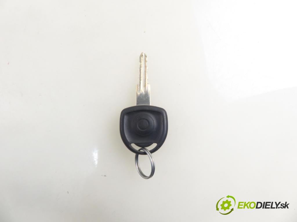 OPEL CORSA C (X01) HB 2004 51,00 1.3 CDTI - Z 13 DT 1248,00 spínačka 13144390 ; 5WK47631 (Spínací skříňky a klíče)