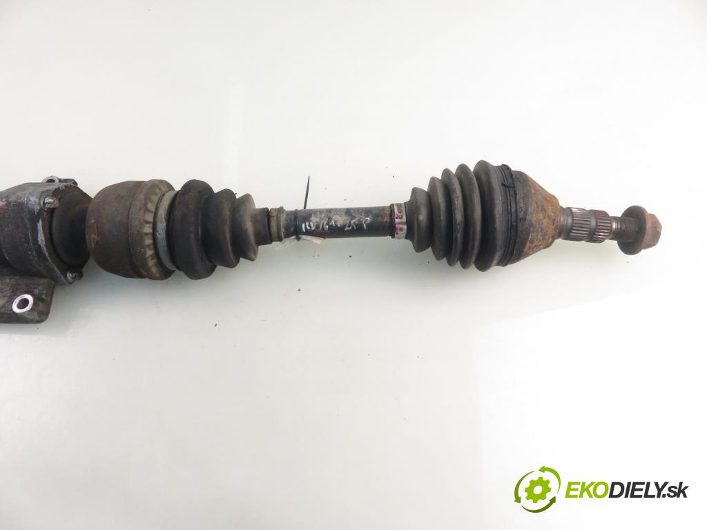 OPEL SIGNUM HB 2004 110,00 1.9 CDTI 150 1910,00 Poloos PP