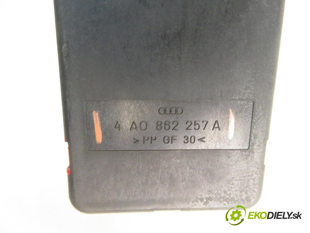 AUDI A4 (8D2, B5) SEDAN 1996 74,00 1.6 8V 100 - ADP 1595,00 pumpa zámku centrálneho 4A0862257A