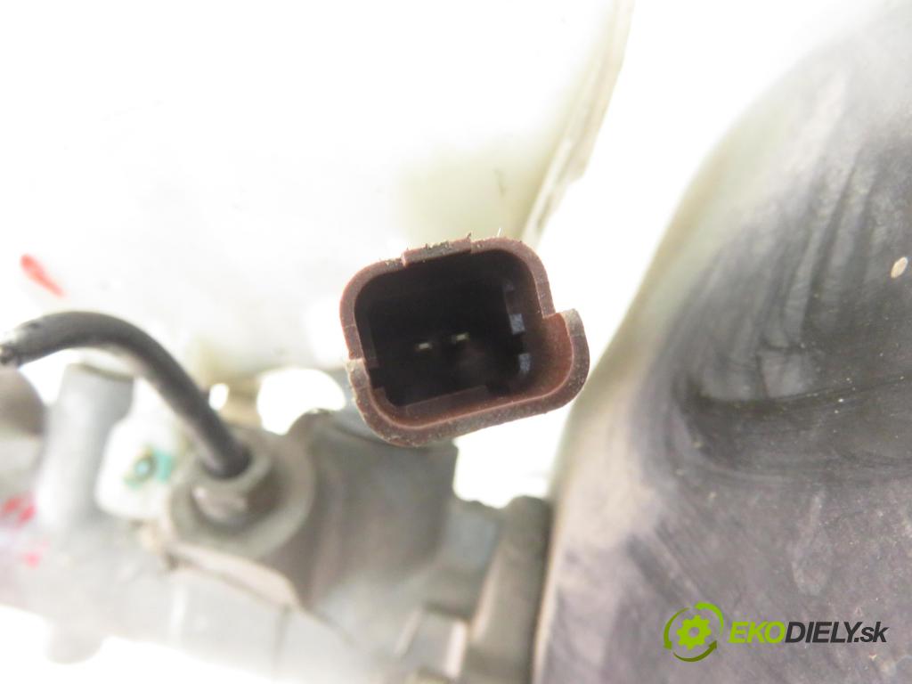 PEUGEOT 307 (3A/C) HB 2004 66,00 2.0 HDi 90 - RHY (DW10TD) 1997,00 Posilovač 9639662180 ; 0204024095 (Servočerpadlo)