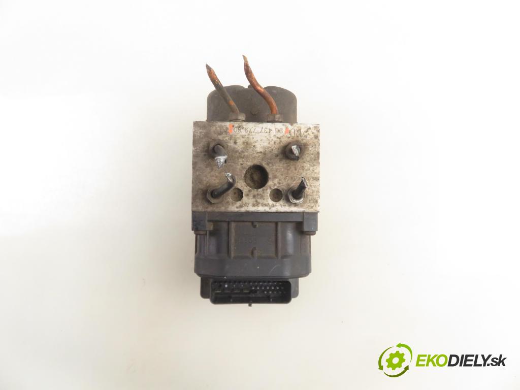 PEUGEOT 307 (3A/C) HB 2004 66,00 2.0 HDi 90 - RHY (DW10TD) 1997,00 Pumpa ABS 0273004562 ; 9643777980 (Pumpa ABS)