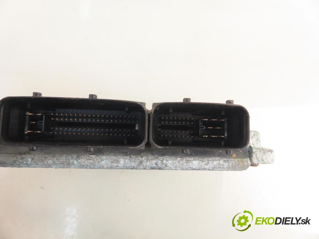 SEAT LEON (1M1) HB 2004 77,00 1.6 16 V - BCB 1598,00 Riadiaca jednotka Motor 036906034DS ; 6160066906