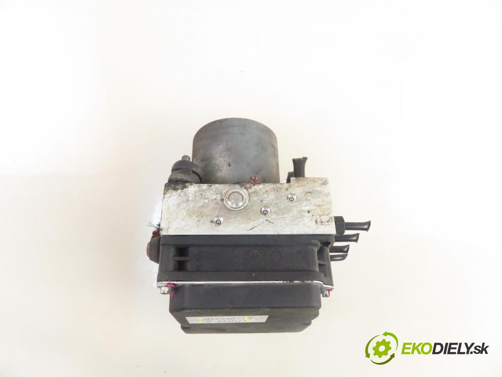 AUDI A6 (4F2, C6) SEDAN 2004 165,00 3.0 TDI quattro - BMK 2967,00 pumpa ABS 0265950359 ; 4F0614517A ; 0265234111 (Pumpy brzdové)