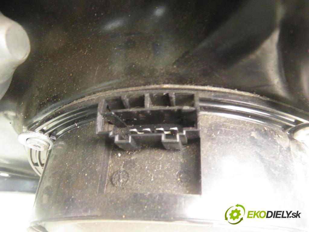 VW BORA (1J2) SEDAN 1999 74,00 1.6 - AKL 1595,00 mechanismus oken 1J2959801C ; 1J4837729AA