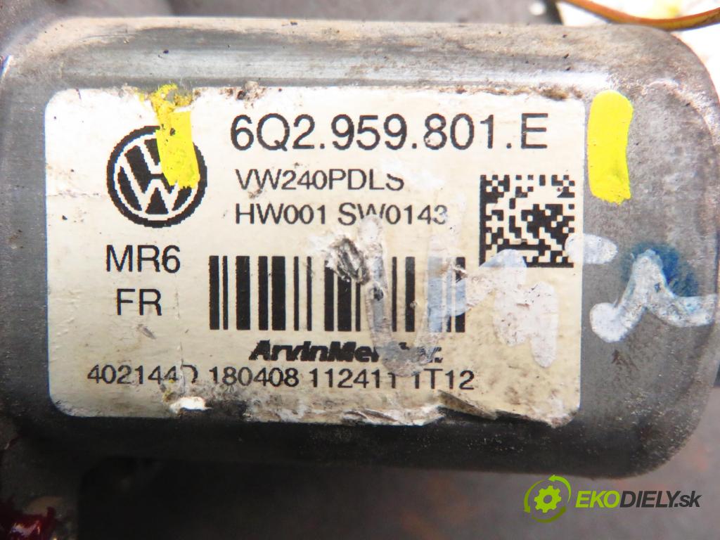 SKODA ROOMSTER (5J) KOMBIVAN 2009 63,00 1.4 - BXW 1390,00 mechanismus oken PPE 6Q2959801E ; 5J7837402D