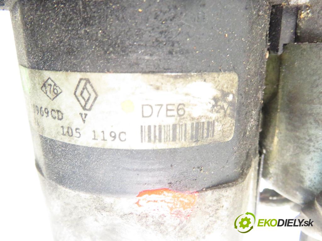 RENAULT SCENIC I (JA0/1_) MINIVAN 2000 79,00 1.6 16V 107 - K4M 700 1598,00 startér D7E6 (Startéry)