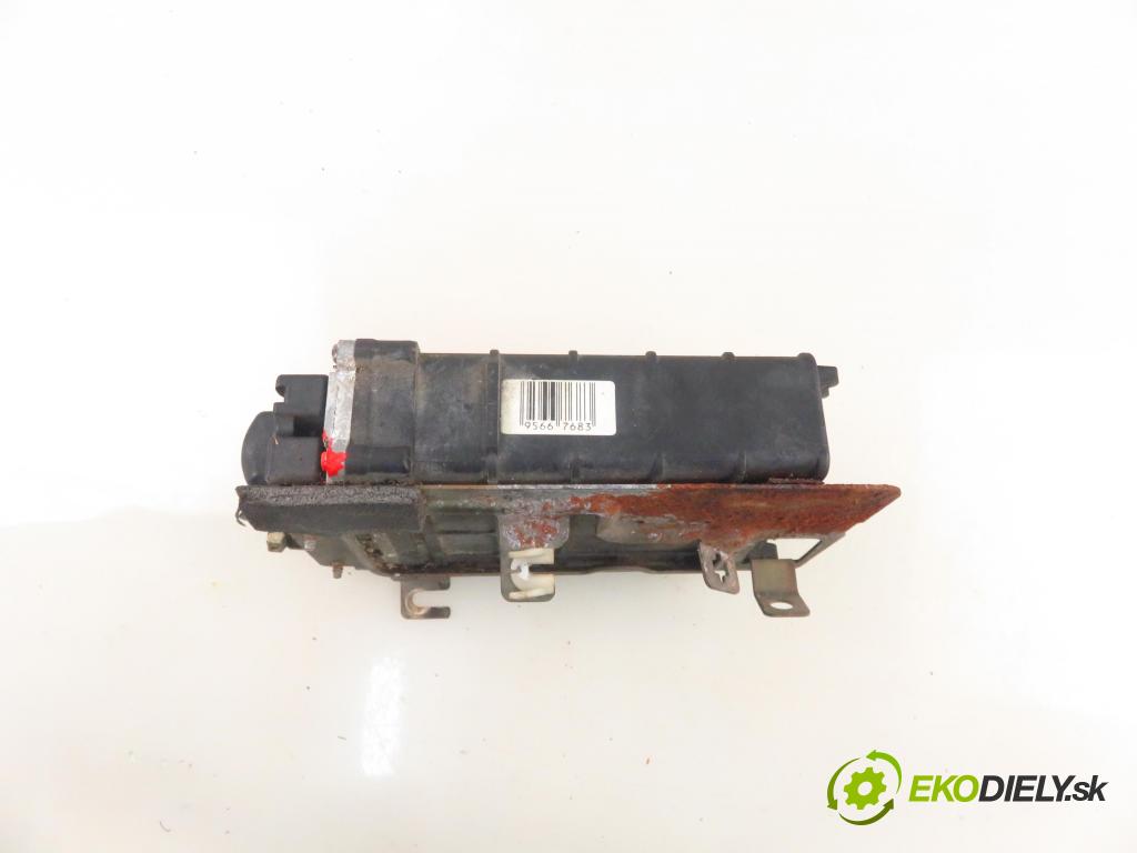 VW GOLF III Variant (1H5) KOMBI 1996 74,00 1.6 - AEK 1595,00 Riadiaca jednotka Motor 037906025J