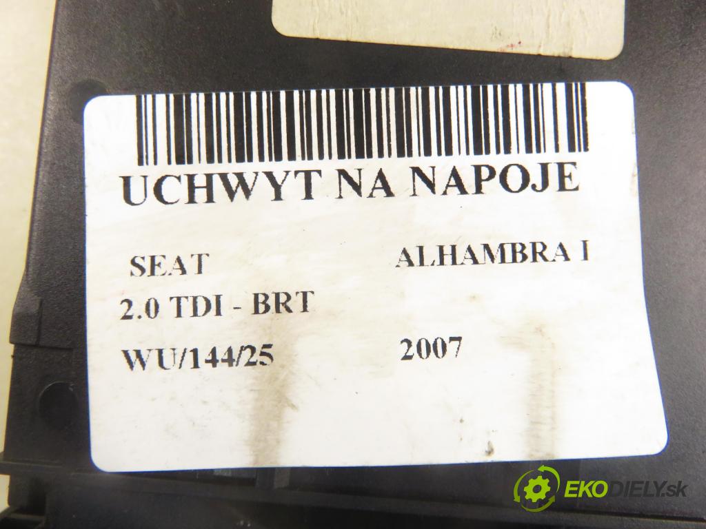 SEAT ALHAMBRA (7V8, 7V9) MINIVAN 2007 103,00 2.0 TDI - BRT 1968,00 Držiak na nápoje 7M3858602A ; YM21FO48196AAW (Držiak (úchyt) na nápoje)