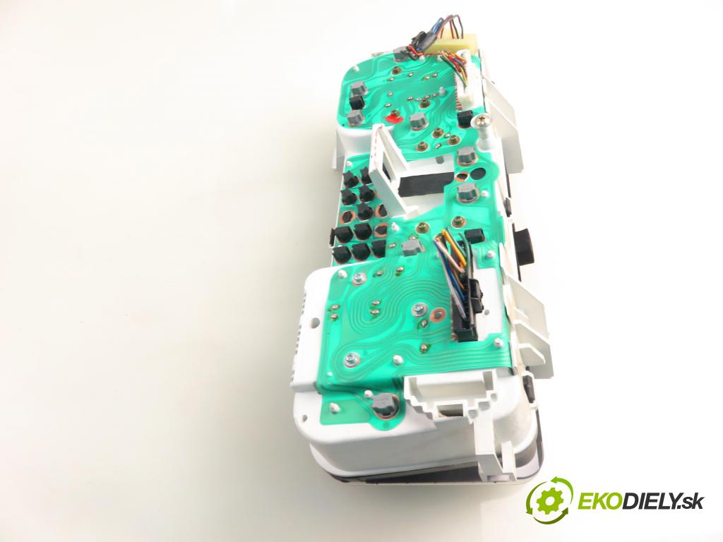 HYUNDAI GALLOPER II (JK-01) TERENOWY 2001 73,00 2.5 TD intercooler - D4BH 2476,00 prístrojovka elektrický 0008140045