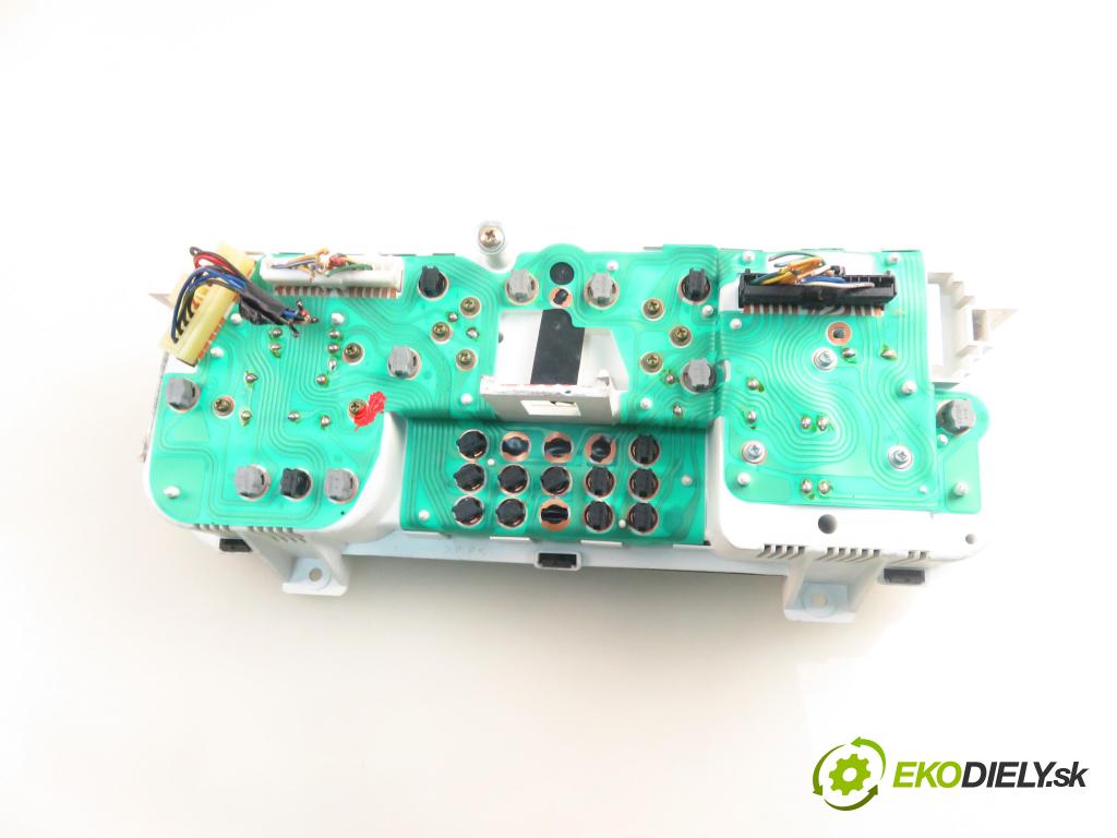 HYUNDAI GALLOPER II (JK-01) TERENOWY 2001 73,00 2.5 TD intercooler - D4BH 2476,00 prístrojovka elektrický 0008140045