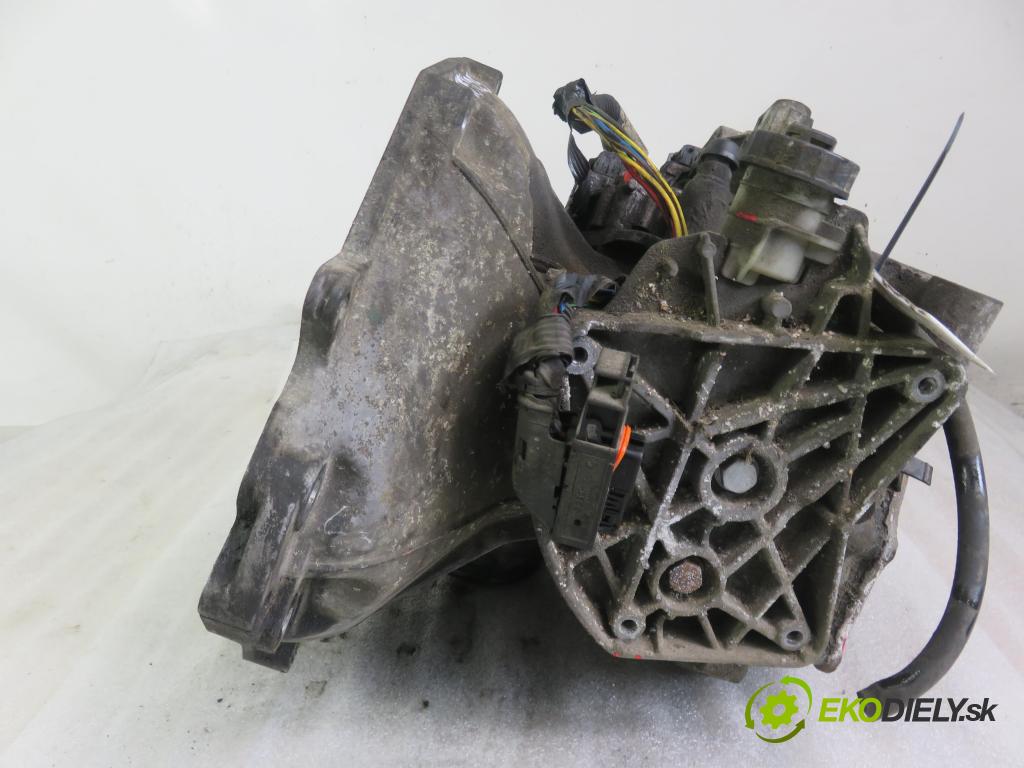 OPEL ZAFIRA B (A05) MINIVAN 2006 103,00 1.8 - Z 18 XER 1796,00 Prevodovka F17E419