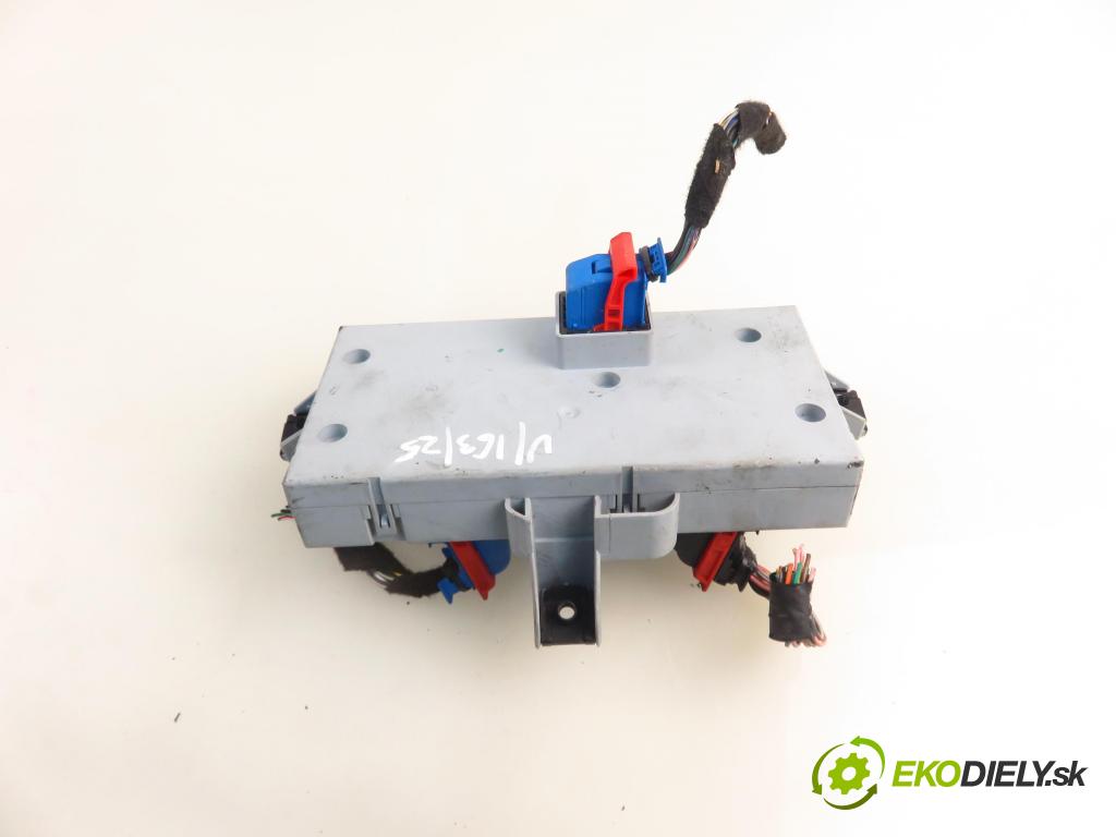 FIAT PUNTO (188_) HB 2003 44,00 1.2 60 - 188 A4.000 1242,00 MODUL BSI 46812230