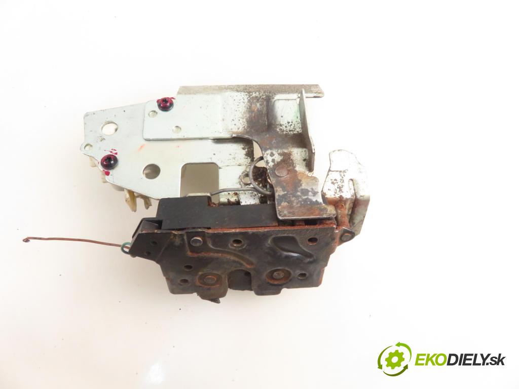 SEAT ALHAMBRA (7V8, 7V9) MINIVAN 2007 103,00 2.0 TDI - BRT 1968,00 zámok dverí kufor EL.