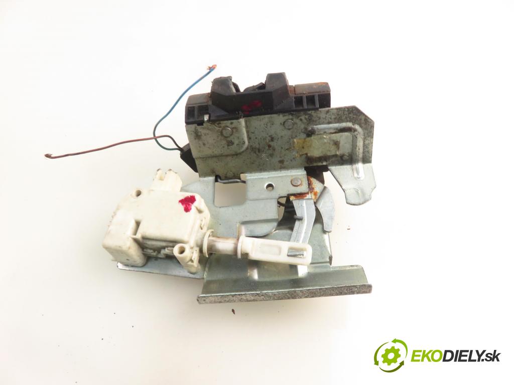 SEAT ALHAMBRA (7V8, 7V9) MINIVAN 2007 103,00 2.0 TDI - BRT 1968,00 zámok dverí kufor EL.