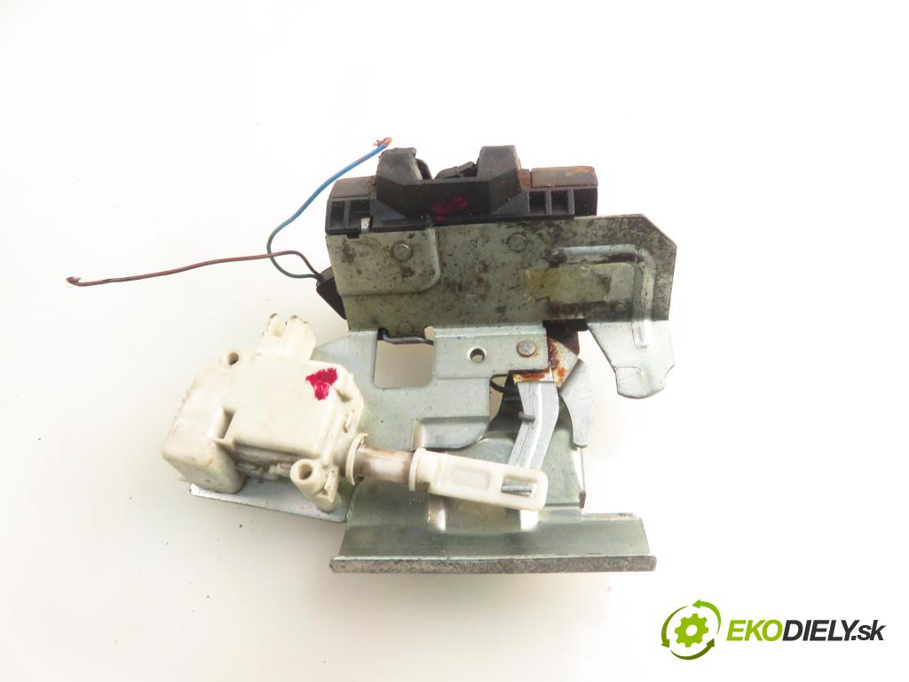 SEAT ALHAMBRA (7V8, 7V9) MINIVAN 2007 103,00 2.0 TDI - BRT 1968,00 zámok dverí kufor EL.