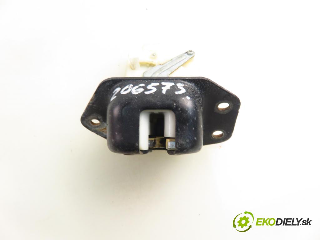 NISSAN VERSA I HB 2007 93,00 1.8 - MR18DE 1798,00 zámok dveří kufr EL.