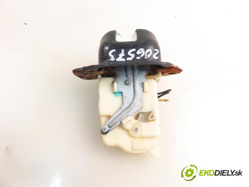 NISSAN VERSA I HB 2007 93,00 1.8 - MR18DE 1798,00 zámok dveří kufr EL.