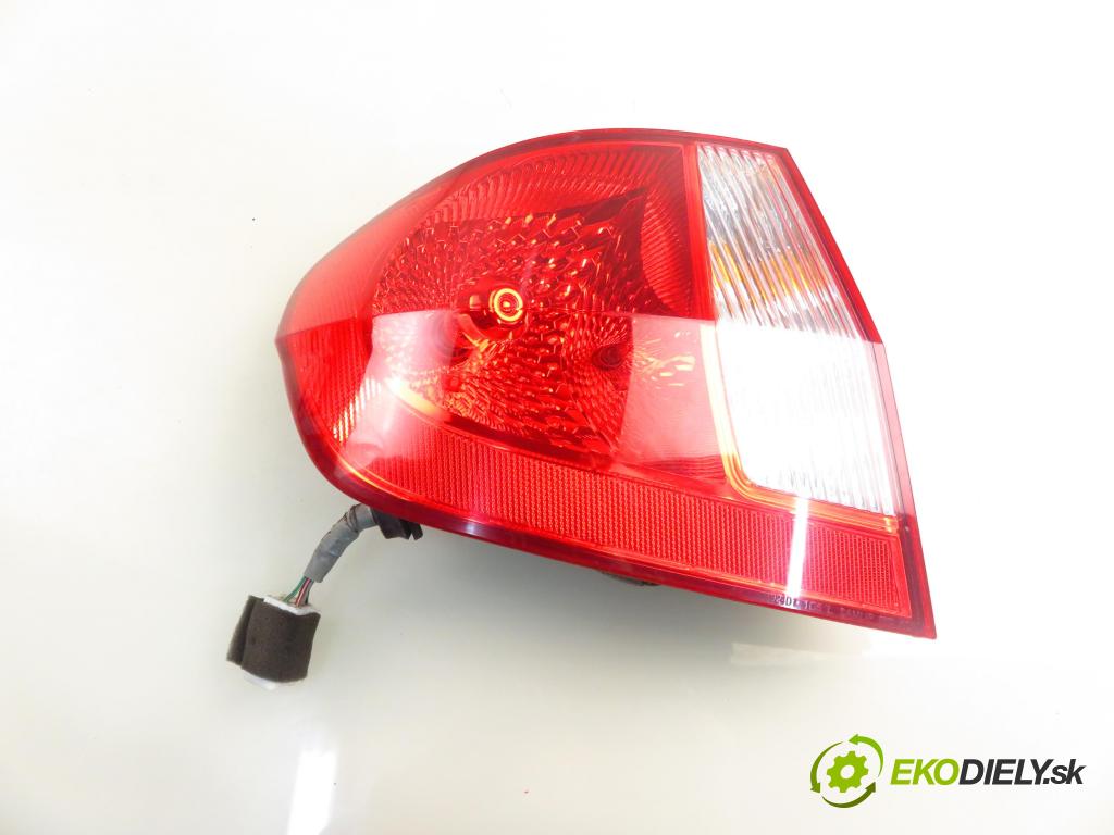 HYUNDAI GETZ (TB) HB 2006 49,00 1.1 SOHC 12V 67 - G4HG 1086,00 Svetlo ľavé zadné