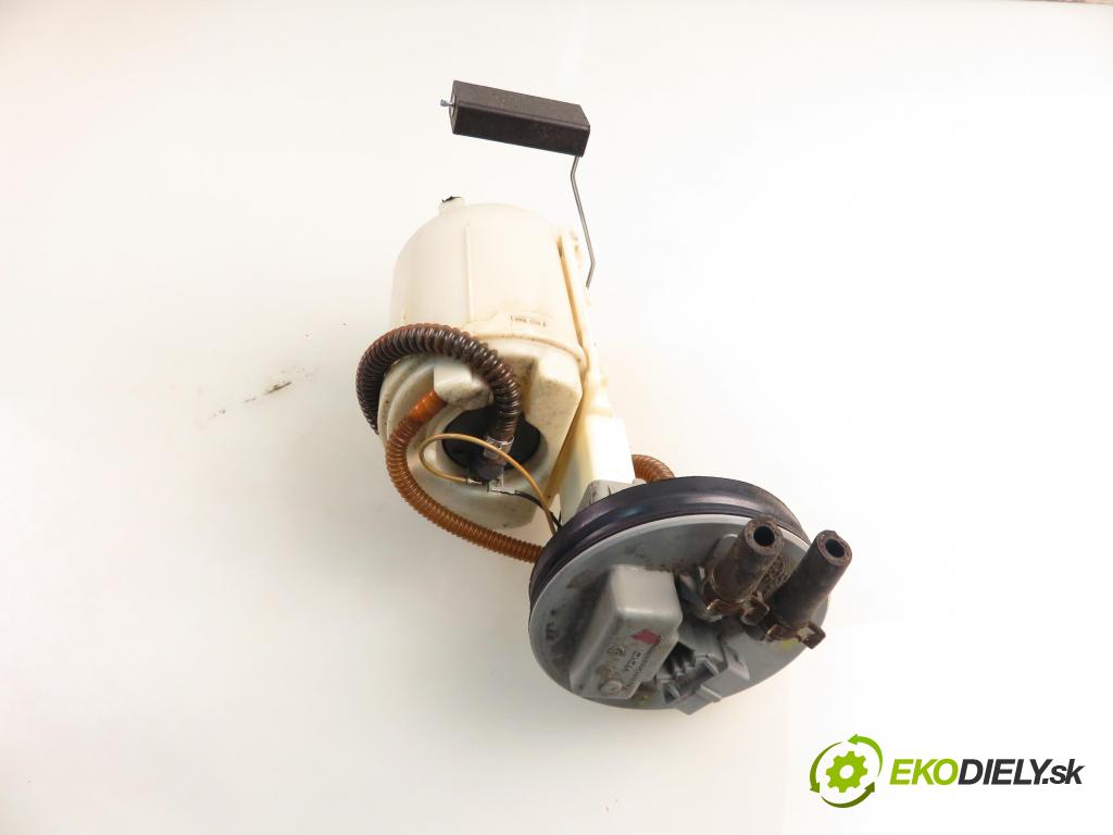 SKODA FELICIA II (6U1) HB 1998 43,00 1.3 - AMJ 1289,00 pumpa paliva 6U0919051E