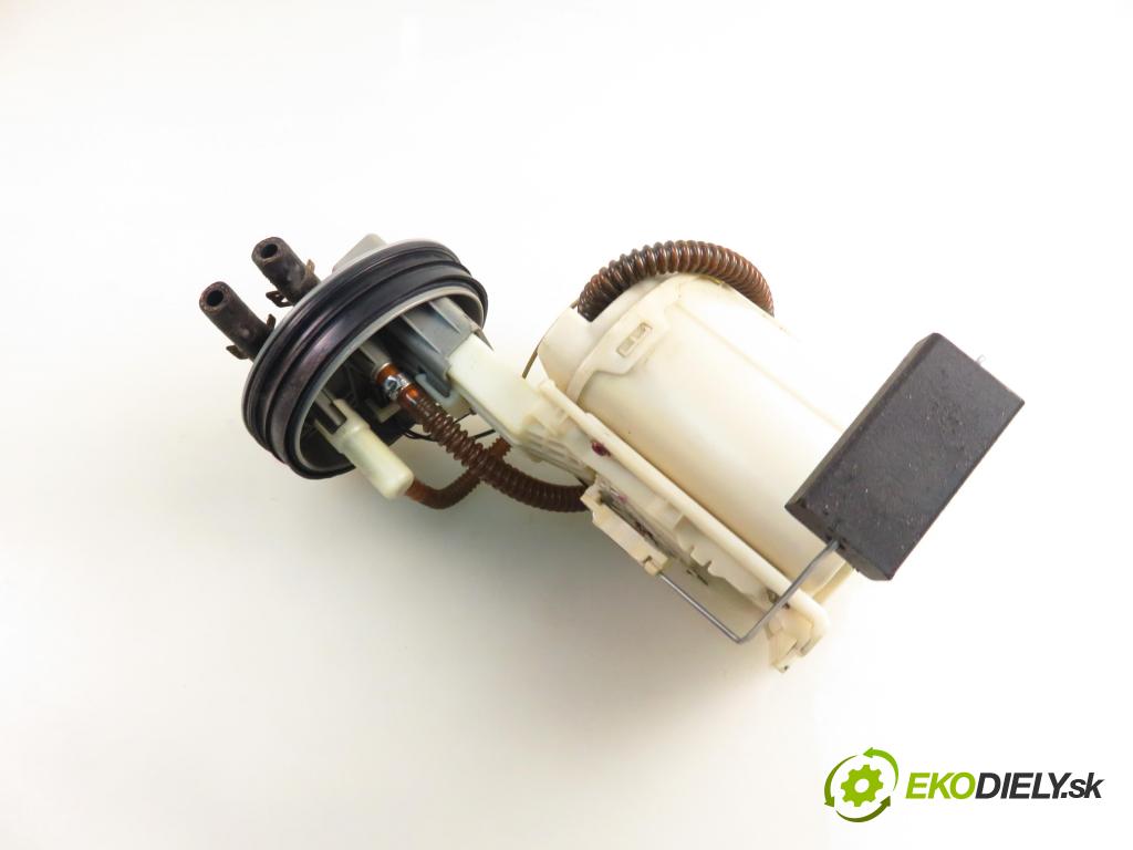 SKODA FELICIA II (6U1) HB 1998 43,00 1.3 - AMJ 1289,00 pumpa paliva 6U0919051E