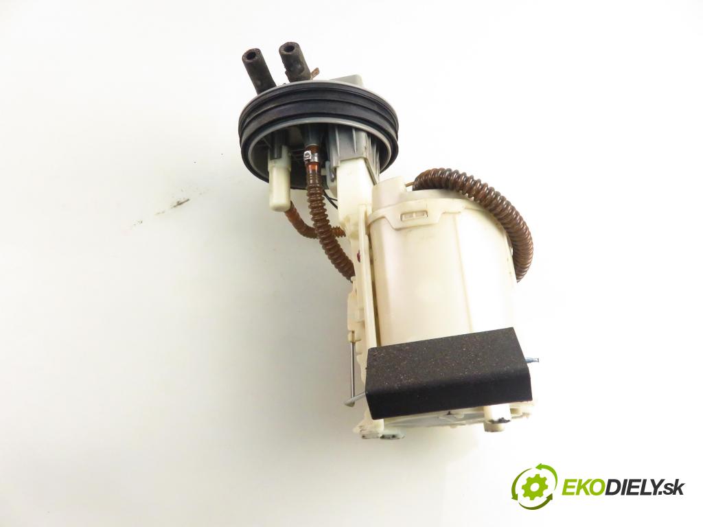 SKODA FELICIA II (6U1) HB 1998 43,00 1.3 - AMJ 1289,00 pumpa paliva 6U0919051E