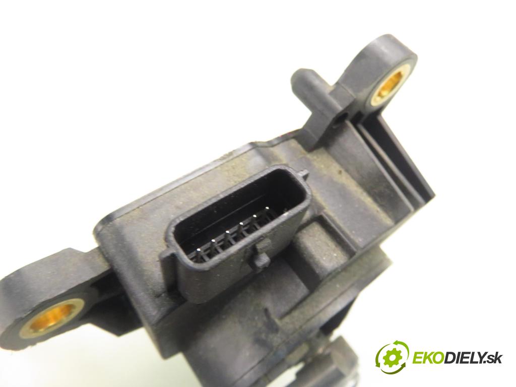 NISSAN QASHQAI / QASHQAI +2 I (J10, JJ10) CROSSOVER 2009 104,00 2.0 AWD 141 - MR20DE 1997,00 Potenciometer plynu 0069B (Potenciometer plynového pedálu)