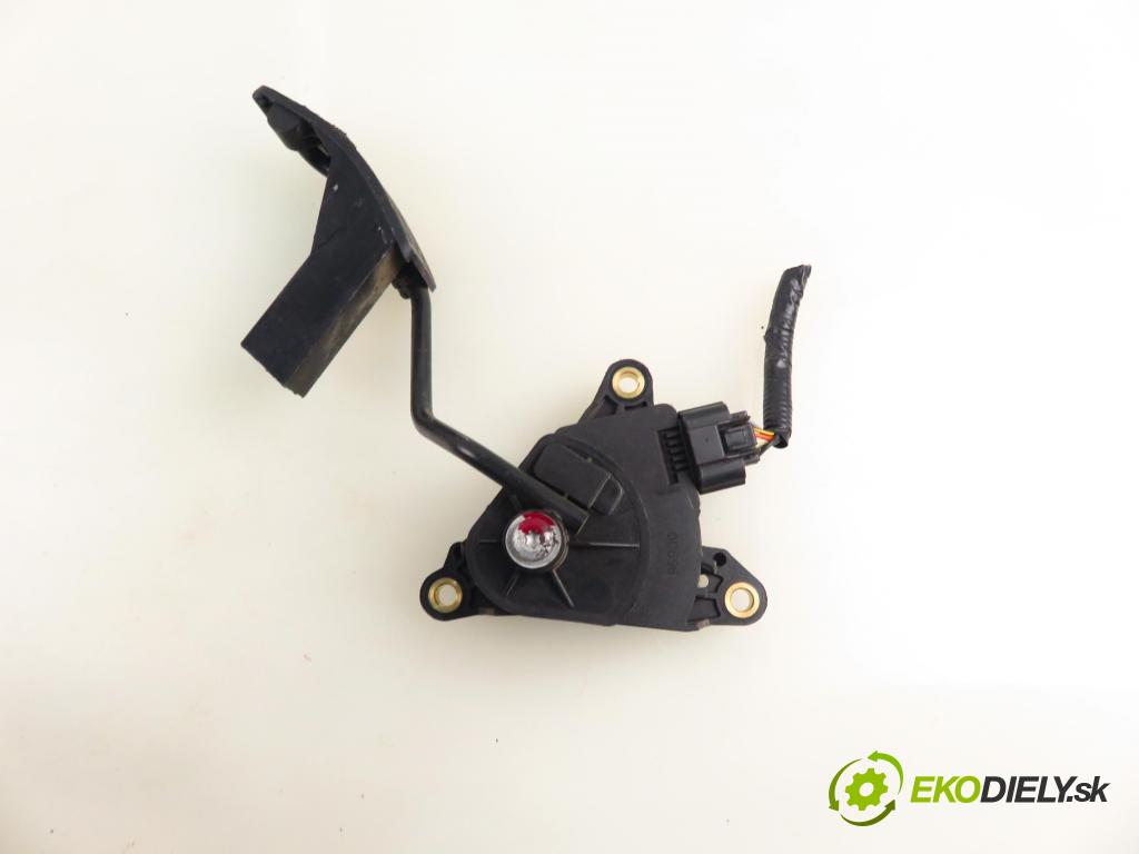 NISSAN QASHQAI / QASHQAI +2 I (J10, JJ10) CROSSOVER 2009 104,00 2.0 AWD 141 - MR20DE 1997,00 Potenciometer plynu 0069B (Potenciometer plynového pedálu)