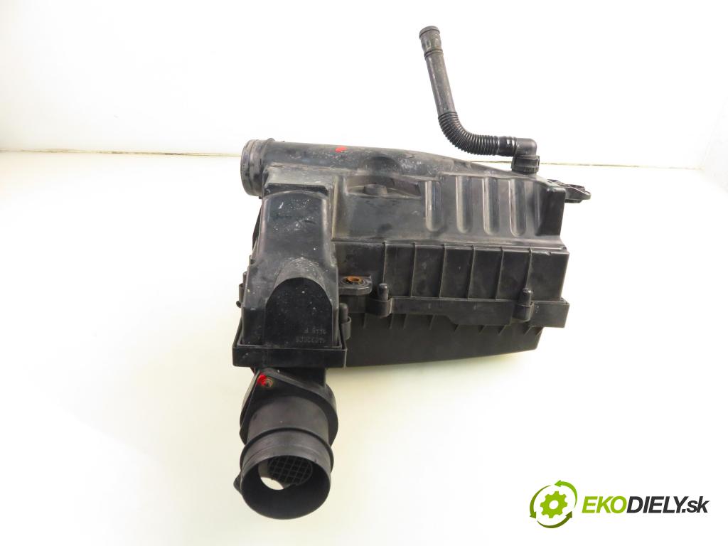 VW TOURAN (1T1, 1T2) MINIVAN 2005 77,00 1.9 TDI - BKC 1896,00 obal filtra vzduchu 1K0129620F (Kryty filtrů)