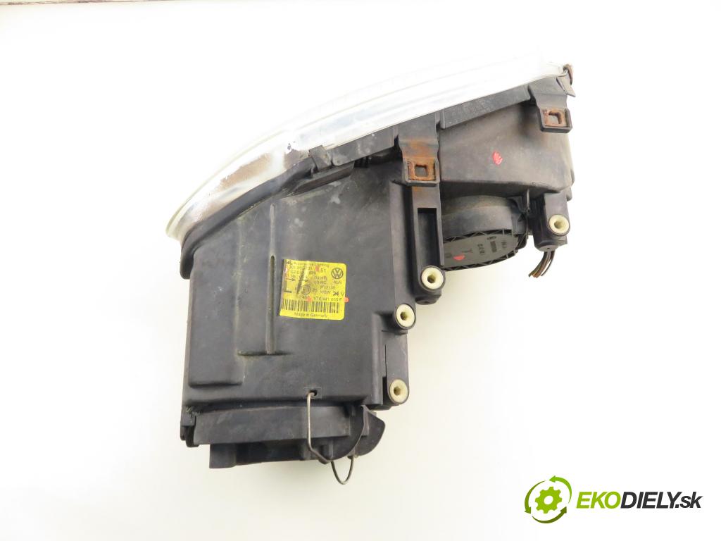 VW TOURAN (1T1, 1T2) MINIVAN 2005 77,00 1.9 TDI - BKC 1896,00 světlo LP 1T0941005F ; 0301205201