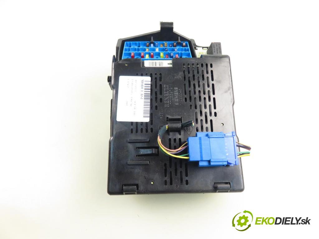 RENAULT SCENIC I (JA0/1_) MINIVAN 2001 59,00 1.9 dTi 80 - F9Q 744 1870,00 MODUL BSI 8200029342B ; S108502610G