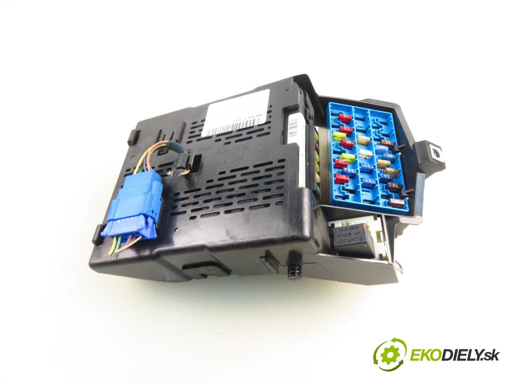 RENAULT SCENIC I (JA0/1_) MINIVAN 2001 59,00 1.9 dTi 80 - F9Q 744 1870,00 MODUL BSI 8200029342B ; S108502610G