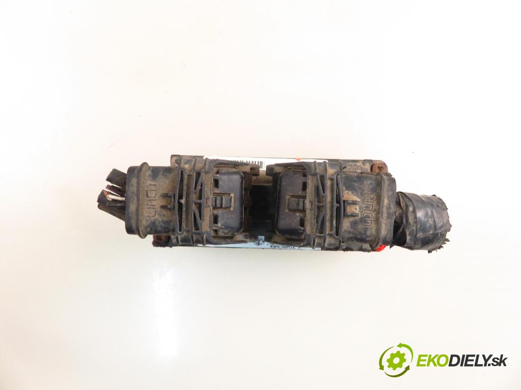 FIAT PANDA (169_) HB 2003 40,00 1.1 54 - 187 A1.000 1108,00 Riadiaca jednotka Motor IAW5AFS1 ; 55193435