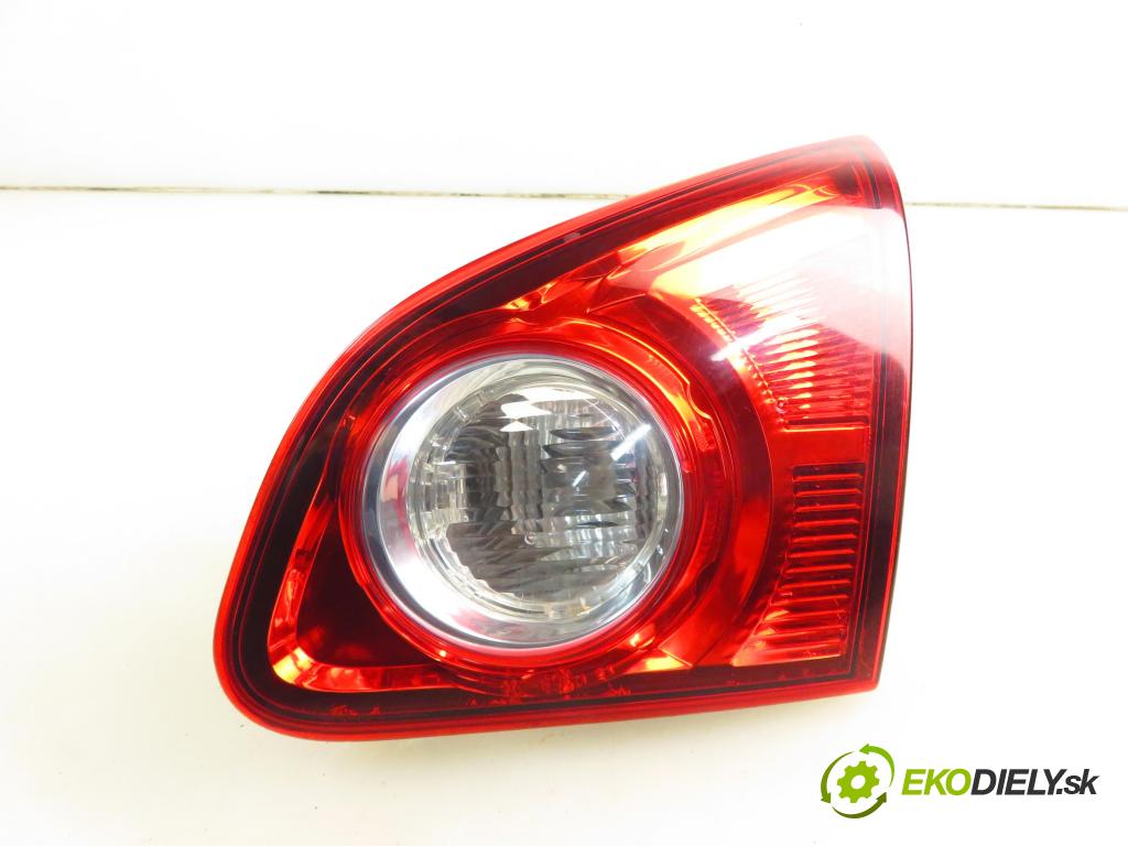 NISSAN QASHQAI / QASHQAI +2 I (J10, JJ10) CROSSOVER 2009 104,00 2.0 AWD 141 - MR20DE 1997,00 Svetlo pravé zadné kufor