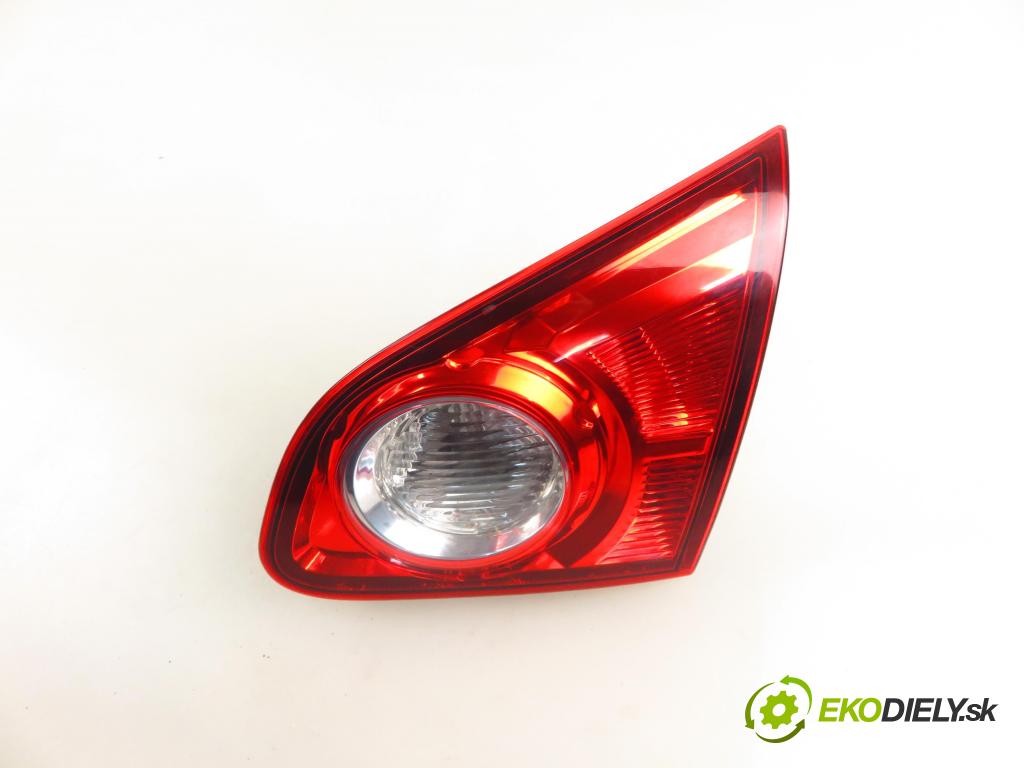 NISSAN QASHQAI / QASHQAI +2 I (J10, JJ10) CROSSOVER 2009 104,00 2.0 AWD 141 - MR20DE 1997,00 Svetlo pravé zadné kufor