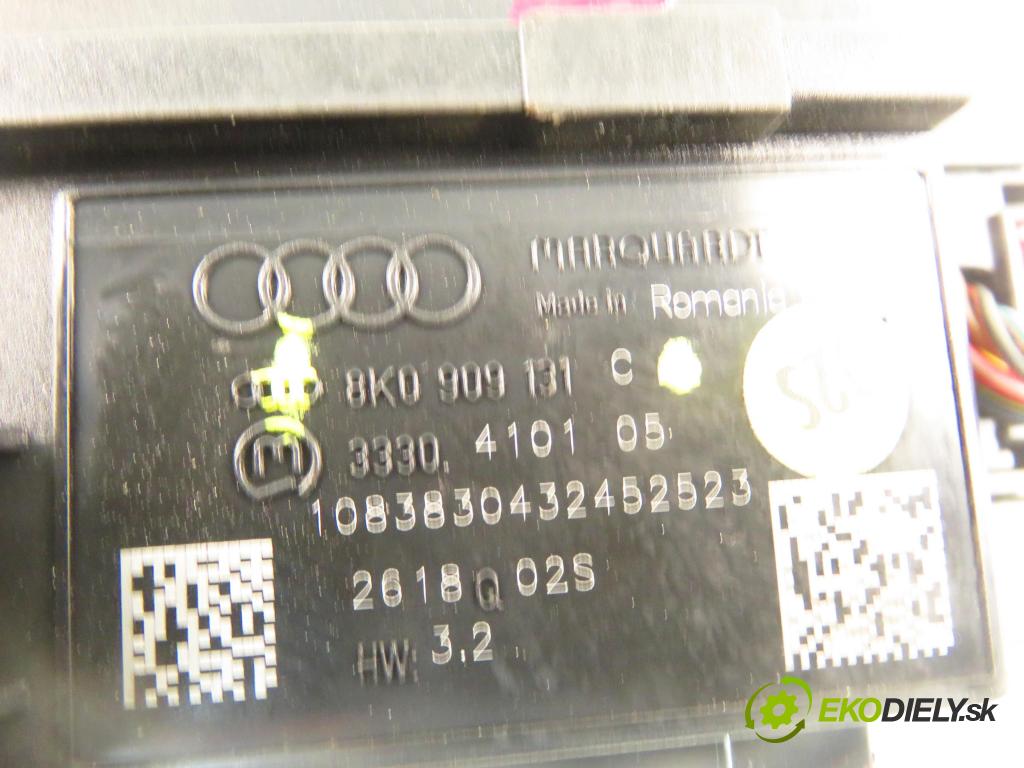 AUDI A4 (8K2, B8) SEDAN 2008 176,00 3.0 TDI quattro - CCWA 2967,00 spinačka 8K0909131C (Spínacia skrinka)