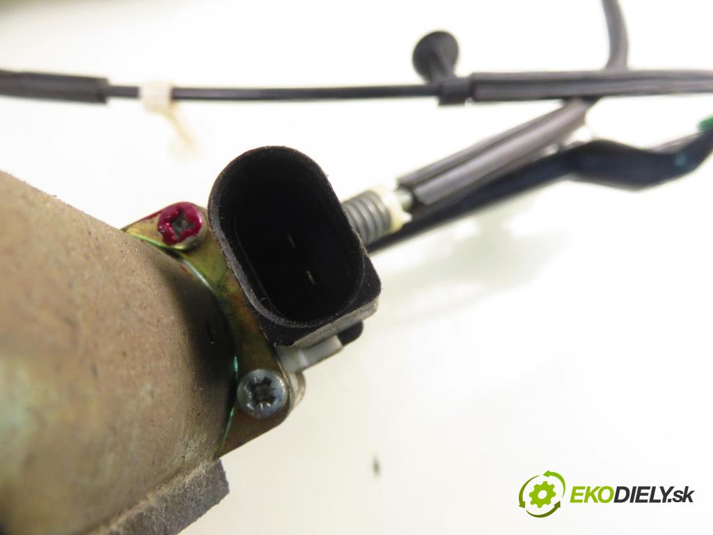 FORD FOCUS (DAW, DBW) HB 2002 74,00 1.6 16V 100 - FYDC 1596,00 mechanismus oken 