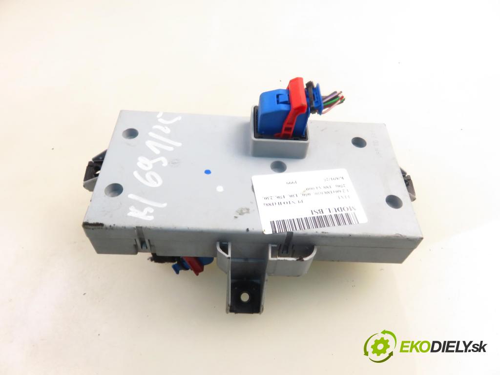 FIAT PUNTO (188_) HB 1999 44,00 1.2 60 - 188 A4.000 1242,00 MODUL BSI 46774361