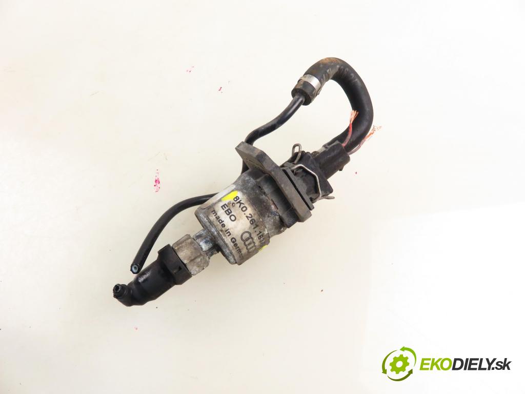 AUDI A4 (8K2, B8) SEDAN 2008 176,00 3.0 TDI quattro - CCWA 2967,00 pumpa paliva Webasto 8K0261163D ; 22451710