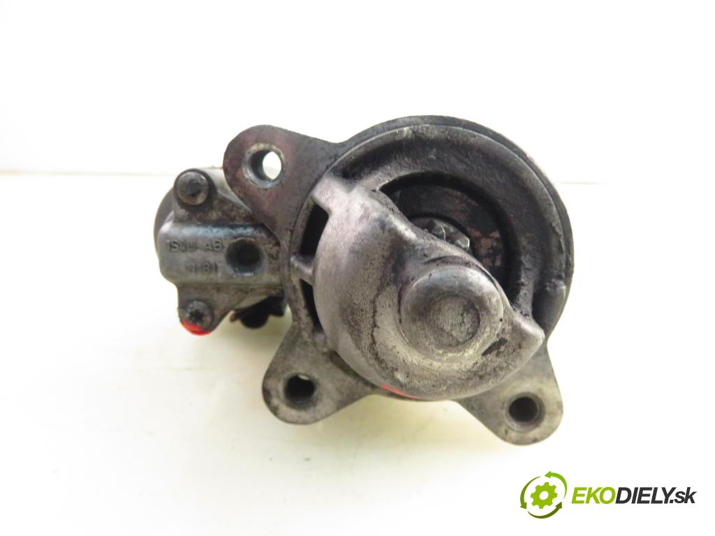 FORD FOCUS Turnier (DNW) KOMBI 2004 85,00 1.8 TDCi - F9DB 1753,00 Štartér  (Štartér)