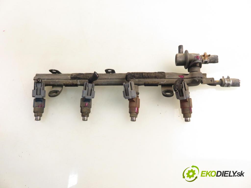 MAZDA 626 V (GF) LIFTBACK 2001 85,00 2 - FS 1991,00 lišta vstřikovací INP781 ; INP780 (Vstřikovací lišty)