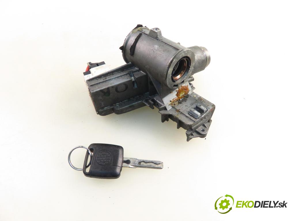 FORD GALAXY (WGR) MINIVAN 1999 66,00 1.9 TDI 90 - 1Z 1896,00 spinačka P012106 (Spínacia skrinka)