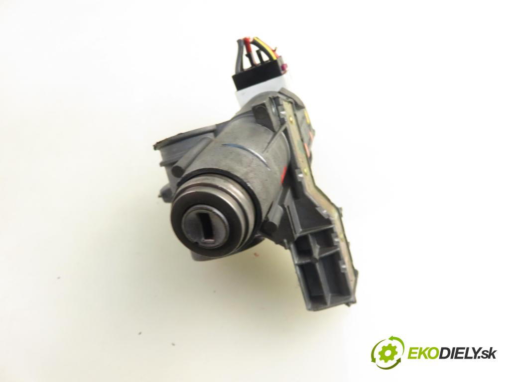 FORD GALAXY (WGR) MINIVAN 1999 66,00 1.9 TDI 90 - 1Z 1896,00 spinačka P012106 (Spínacia skrinka)