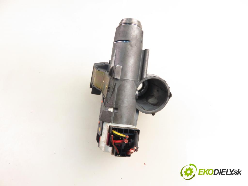 FORD GALAXY (WGR) MINIVAN 1999 66,00 1.9 TDI 90 - 1Z 1896,00 spinačka P012106 (Spínacia skrinka)