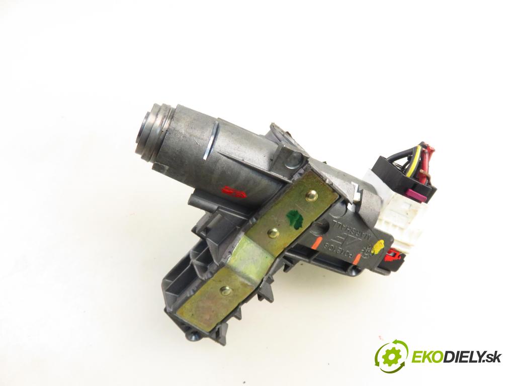 FORD GALAXY (WGR) MINIVAN 1999 66,00 1.9 TDI 90 - 1Z 1896,00 spinačka P012106 (Spínacia skrinka)
