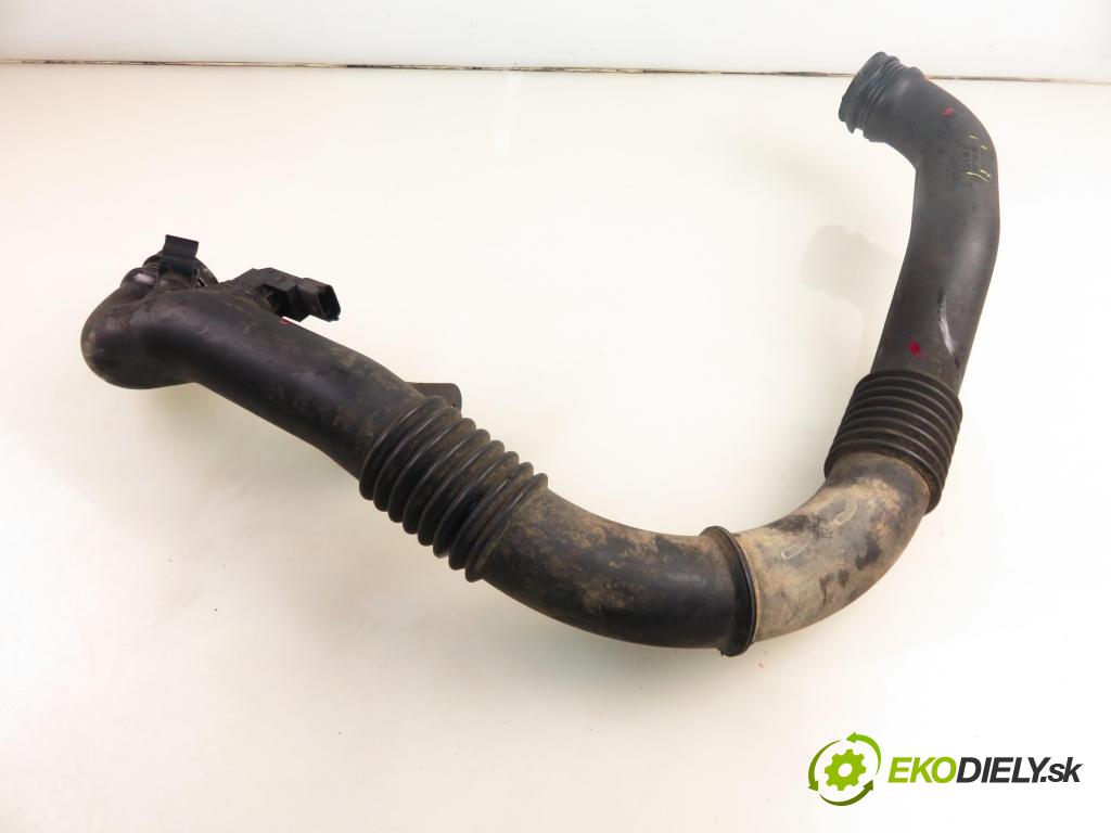 OPEL VIVARO A Skrzynia (X83) FURGON 2007 84,00 2.5 CDTI - G9U 630 2464,00 Rúra intercoolera turba 8200472406D ; 93856817